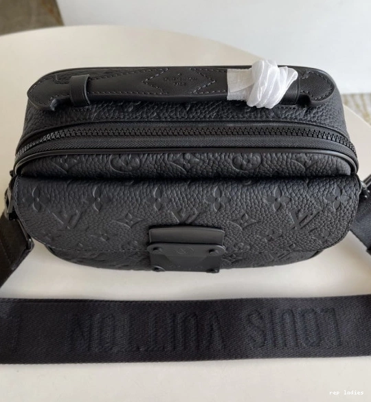 Cheap MESSENGER LOUIS LOCK S VUITTON 0802